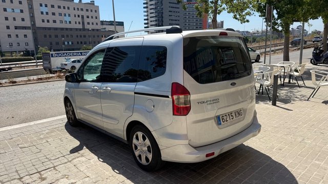 Ford Tourneo Courier 2018