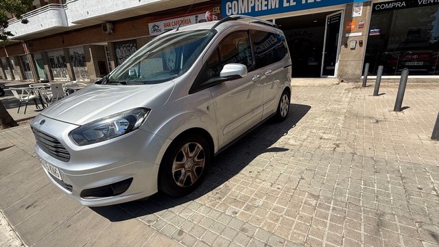 Ford Tourneo Courier 2018