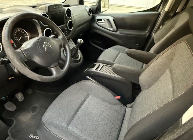 
								Citroen Berlingo 2018 lleno									
