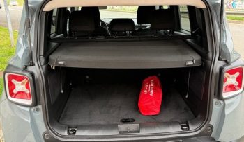 
									Jeep Renegade 2015 lleno								
